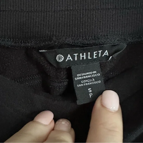 Athleta triumph black jogger size small - Picture 4 of 9